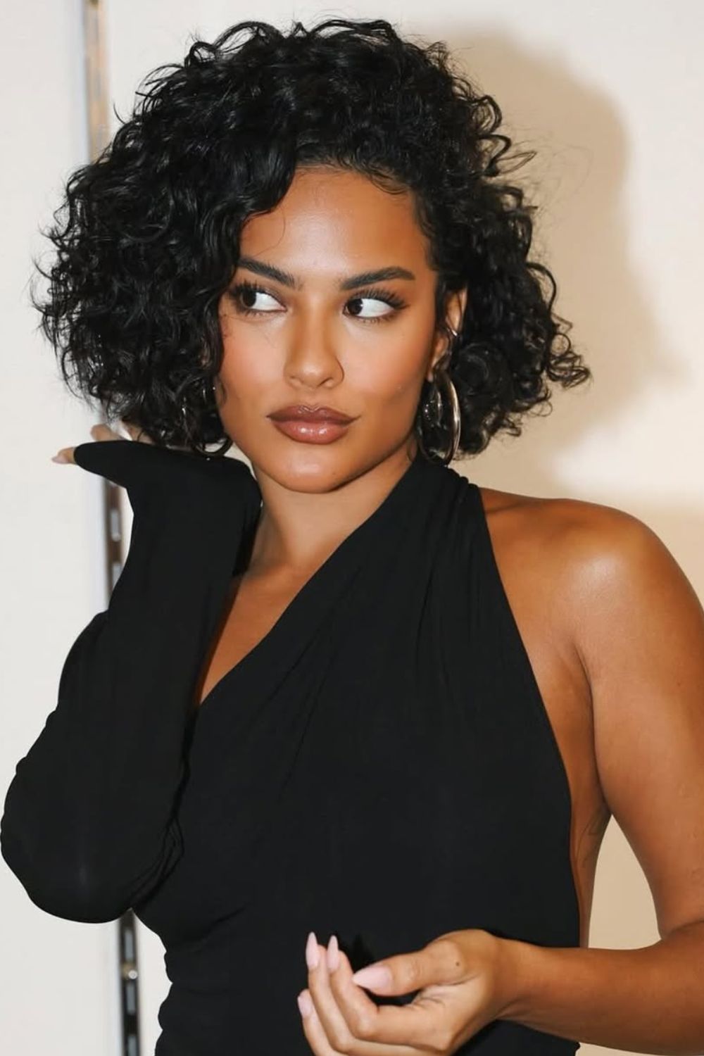 cabelo chanel cacheado, corte bob moderno