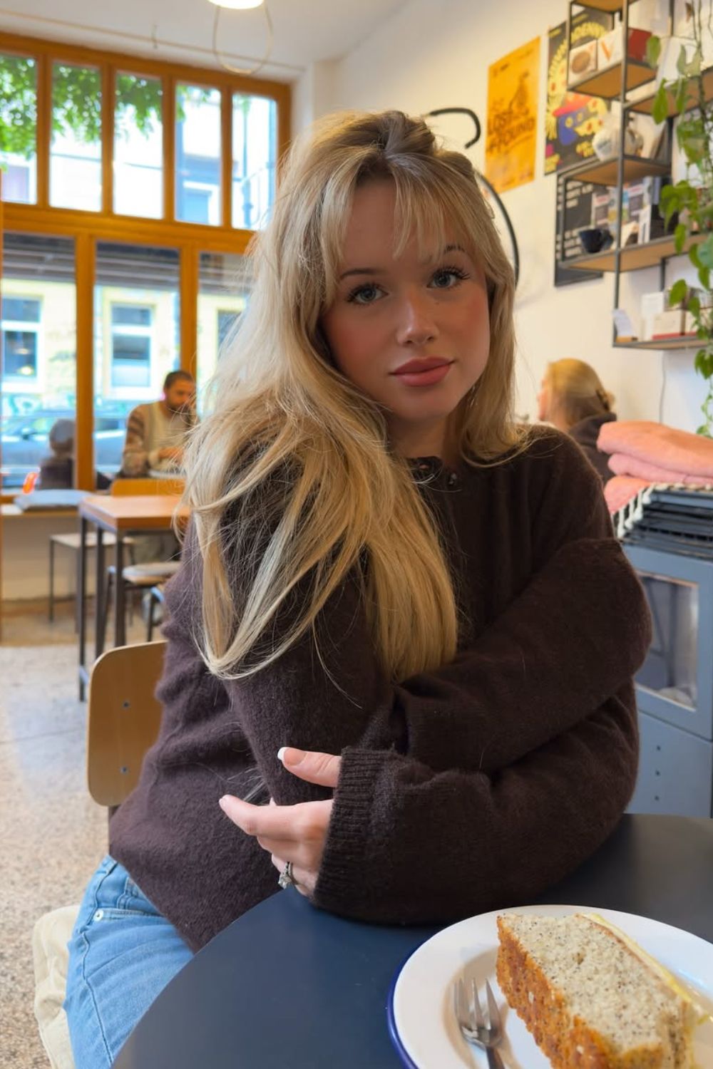 Cabelo loiro longo com franjas