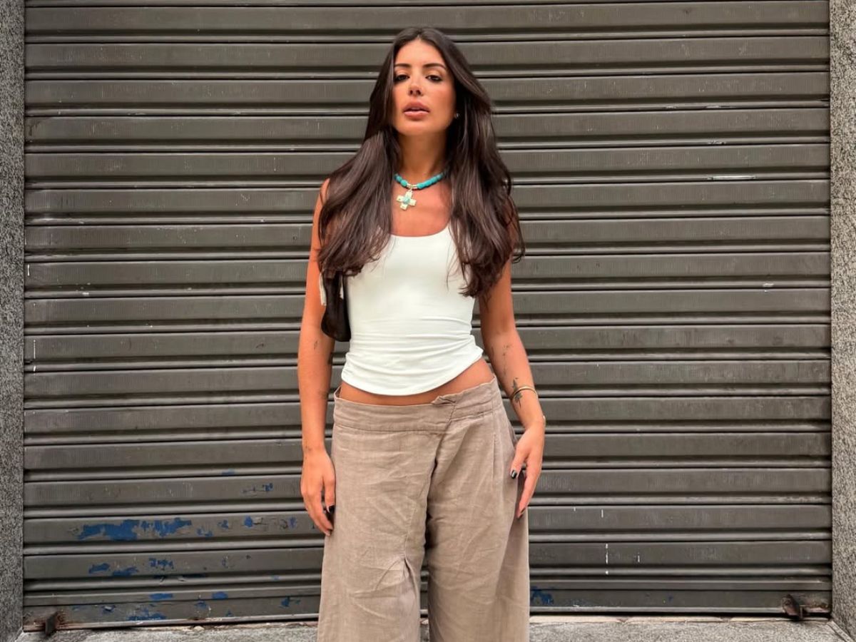 Regata branca é a peça coringa das cool girls